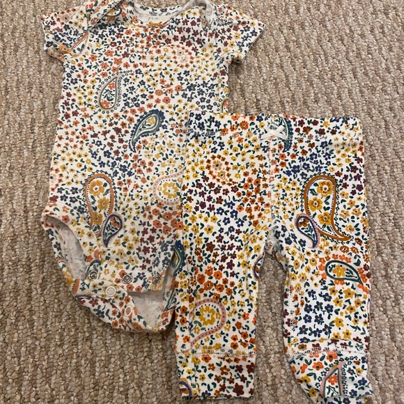 Carter's Baby Girl Size 3 Months 24 Piece Lot - Picture 3 of 16